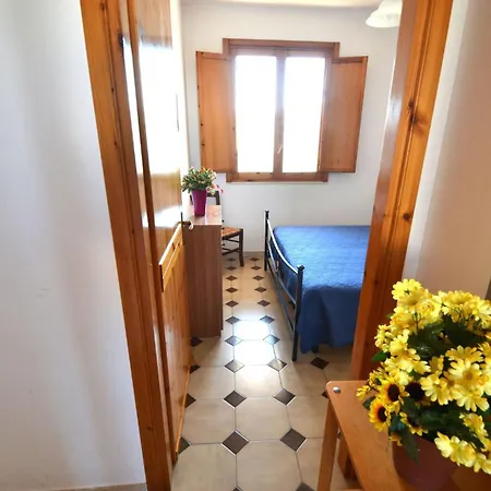 Air-conditioned Yoko For 5 Guests Appartement San Foca