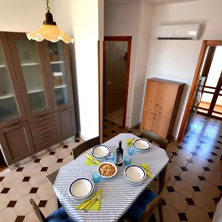 Air-conditioned Yoko For 5 Guests Appartement